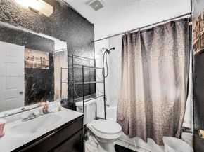 2855 NW 7th St, Fort Lauderdale FL 33311