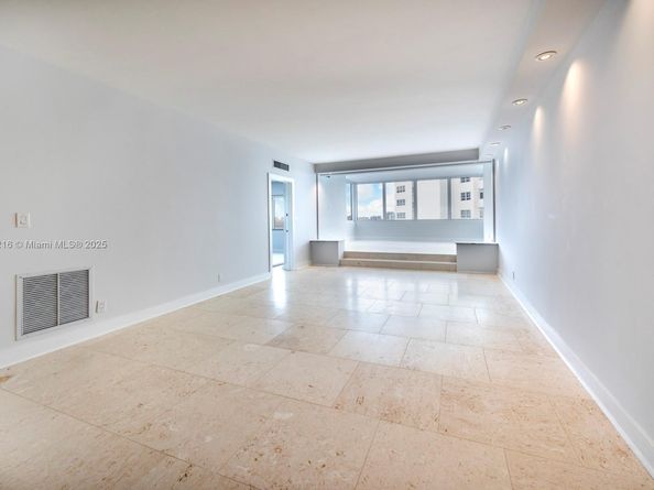 333 Sunset Dr 804, Fort Lauderdale FL 33301