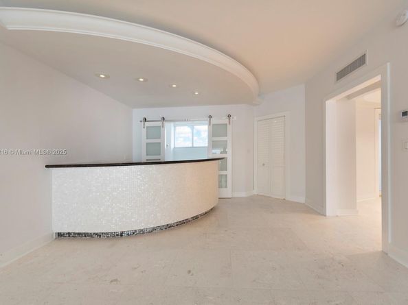 333 Sunset Dr 804, Fort Lauderdale FL 33301