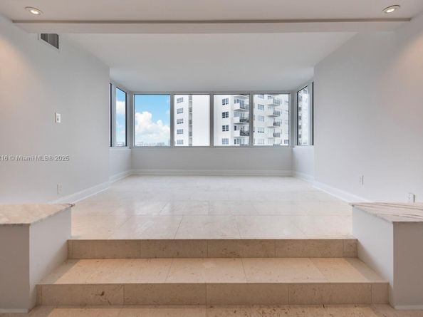 333 Sunset Dr 804, Fort Lauderdale FL 33301