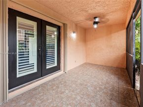 33 Madrid Ln 49, Davie FL 33324