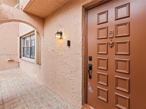 33 Madrid Ln 49, Davie FL 33324