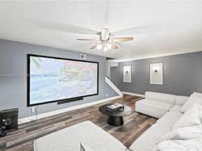 33 Madrid Ln 49, Davie FL 33324