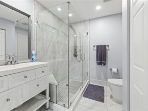 33 Madrid Ln 49, Davie FL 33324