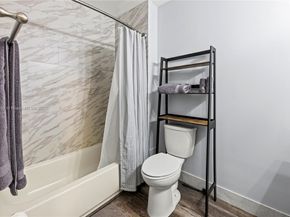 33 Madrid Ln 49, Davie FL 33324