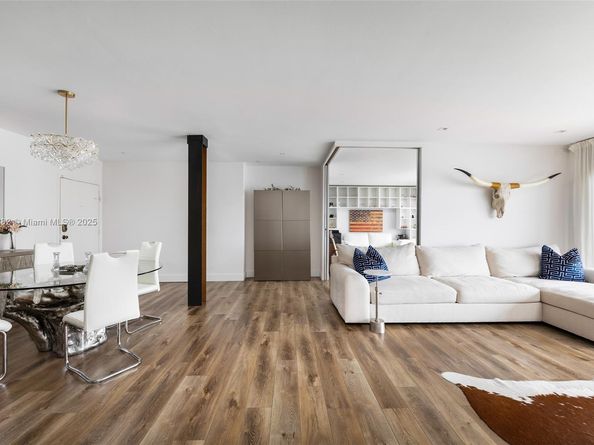 2451 Brickell Ave 21D, Miami FL 33129