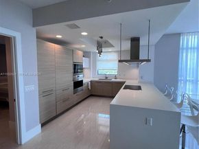 17301 Biscayne Blvd 1402, North Miami Beach FL 33160