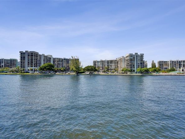 3000 S Ocean Dr 1106, Hollywood FL 33019