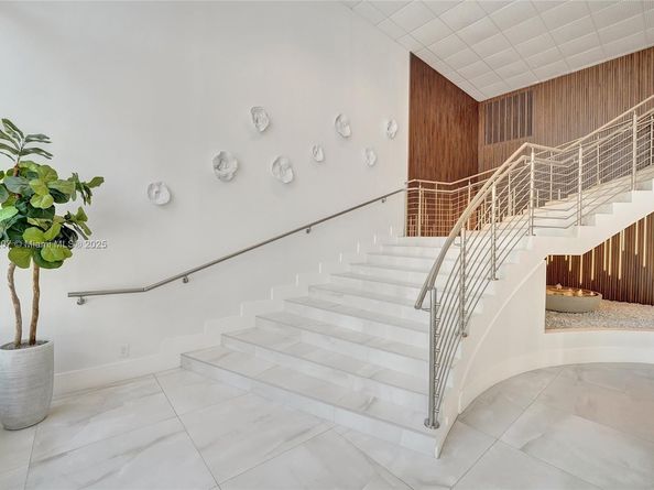 3000 S Ocean Dr 1106, Hollywood FL 33019