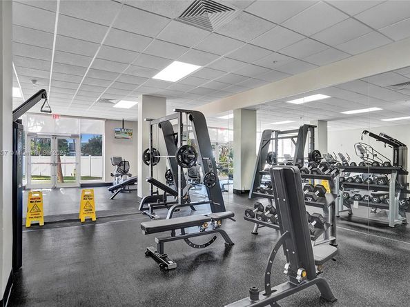 3000 S Ocean Dr 1106, Hollywood FL 33019