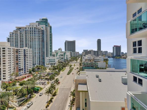 3000 S Ocean Dr 1106, Hollywood FL 33019