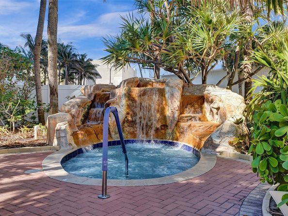 3000 S Ocean Dr 1106, Hollywood FL 33019