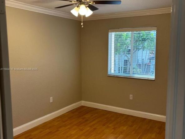 6437 SW 158th Psge, Miami FL 33193
