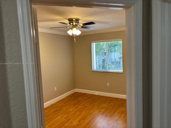 6437 SW 158th Psge, Miami FL 33193