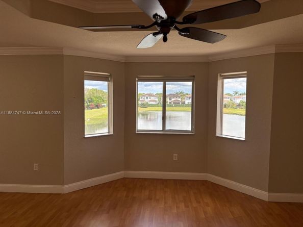 6437 SW 158th Psge, Miami FL 33193