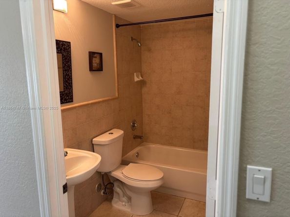 6437 SW 158th Psge, Miami FL 33193