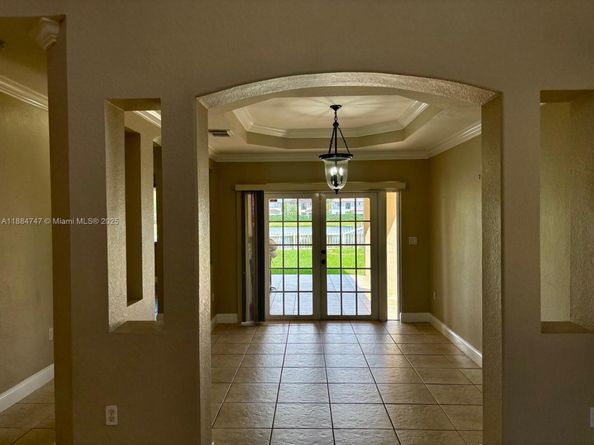 6437 SW 158th Psge, Miami FL 33193