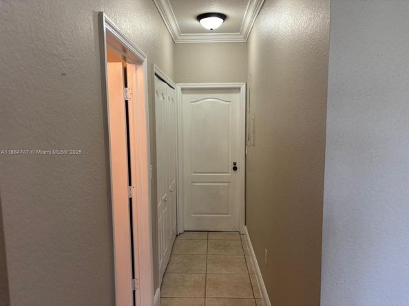 6437 SW 158th Psge, Miami FL 33193