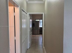 6437 SW 158th Psge, Miami FL 33193