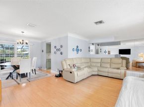 10620 NW 41st St, Coral Springs FL 33065