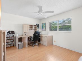 10620 NW 41st St, Coral Springs FL 33065