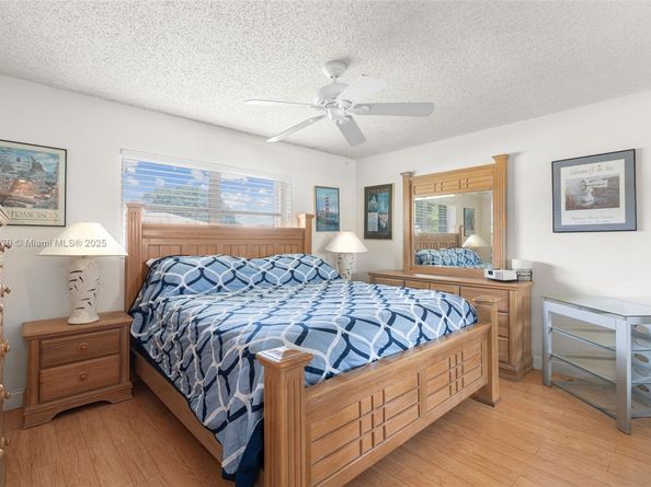 10620 NW 41st St, Coral Springs FL 33065