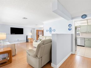 10620 NW 41st St, Coral Springs FL 33065