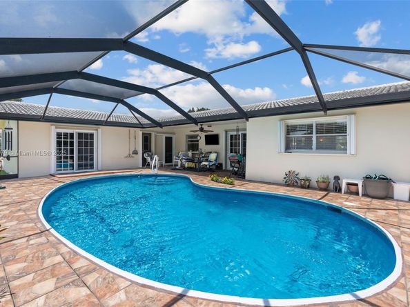 10620 NW 41st St, Coral Springs FL 33065