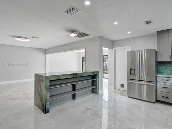1424 Adams St, Hollywood FL 33020
