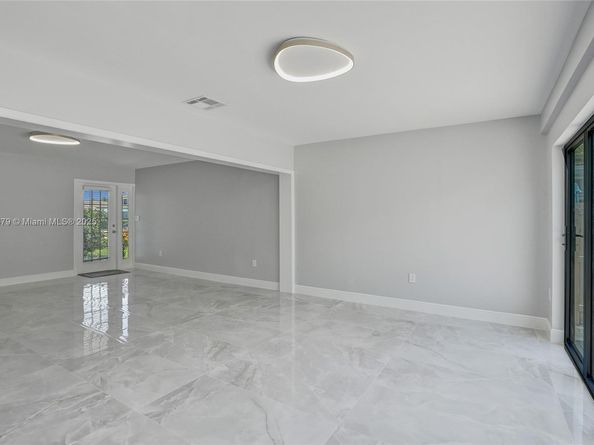 1424 Adams St, Hollywood FL 33020