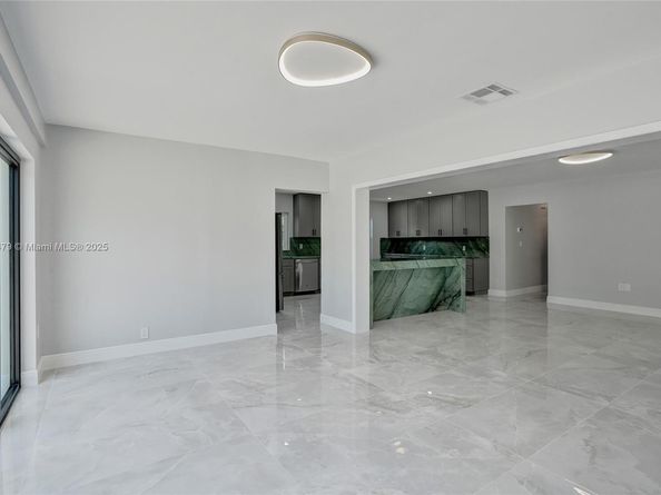 1424 Adams St, Hollywood FL 33020