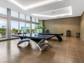 79 SW 12th St 2107S, Miami FL 33130