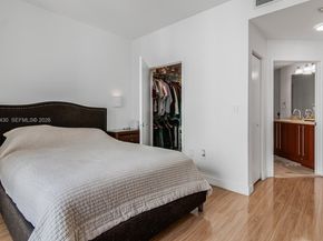 79 SW 12th St 2107S, Miami FL 33130