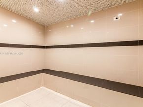 79 SW 12th St 2107S, Miami FL 33130