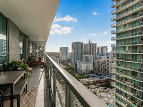 79 SW 12th St 2107S, Miami FL 33130