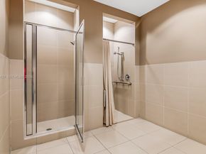 79 SW 12th St 2107S, Miami FL 33130