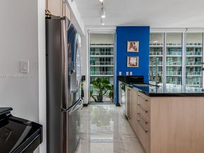 79 SW 12th St 2107S, Miami FL 33130