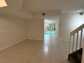 10150 SW 88th St 106, Miami FL 33176