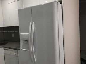 3642 NE 171st St 203, North Miami Beach FL 33160