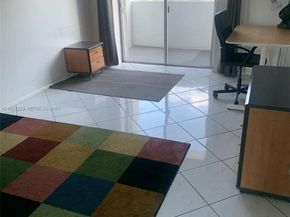 3642 NE 171st St 203, North Miami Beach FL 33160