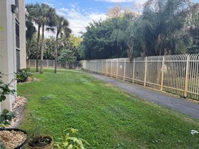 3940 Inverrary Blvd 106A, Lauderhill FL 33319