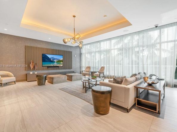100 S Pointe Dr 3601, Miami Beach FL 33139
