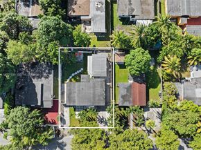 13840 NW 5th Ct, North Miami FL 33168