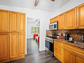 13840 NW 5th Ct, North Miami FL 33168