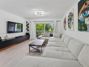 4400 Hillcrest Dr 303B, Hollywood FL 33021