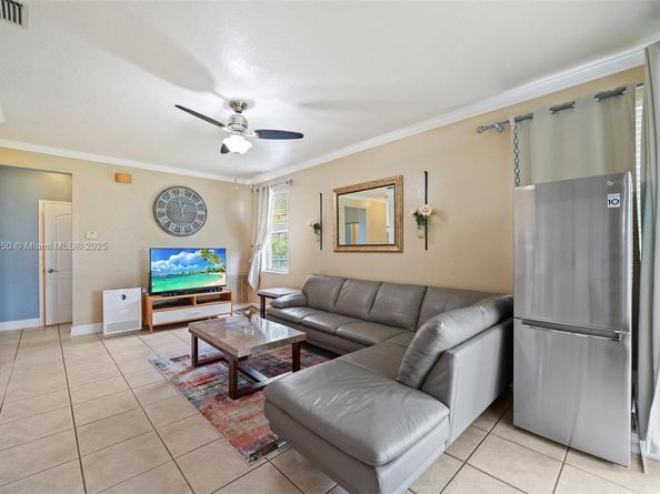 15376 NW 14th Mnr, Pembroke Pines FL 33028