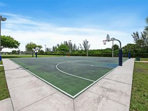 15376 NW 14th Mnr, Pembroke Pines FL 33028