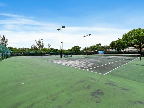 15376 NW 14th Mnr, Pembroke Pines FL 33028