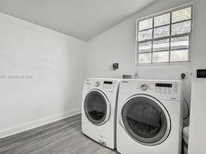 7120 Allen St, Hollywood FL 33024