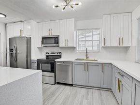 7120 Allen St, Hollywood FL 33024